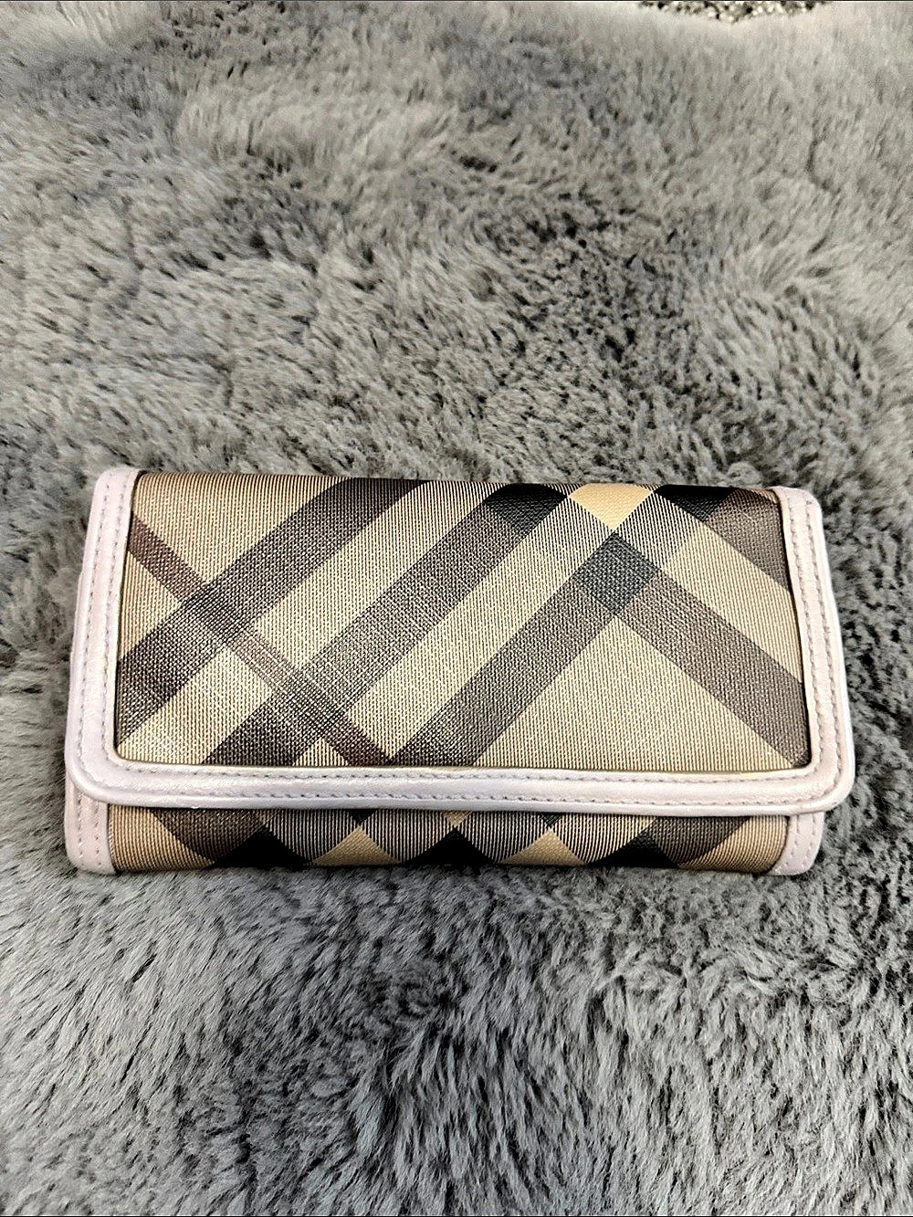 Burberry House Check Continental Wallet Plaid Gray & Brown